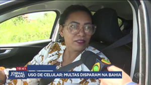 Multas de motoristas por uso de celular ao volante disparam na Bahia