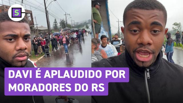 Davi é ovacionado por vítimas que receberam doações no Rio Grande do Sul