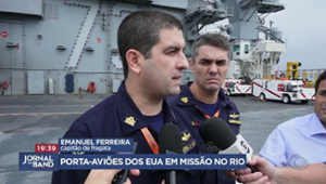Porta-aviões dos Estados Unidos em missão no Rio de Janeiro