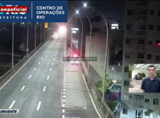 Vídeo mostra perseguição que terminou com carros capotados e 4 mortos no RJ