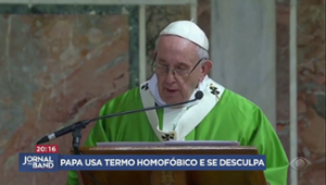 Papa Francisco se desculpa após fala homofóbica