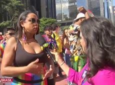 Multidão lota Parada do Orgulho LGBT+ em São Paulo