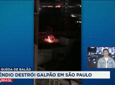 Incêndio destrói galpão em São Paulo após queda de balão