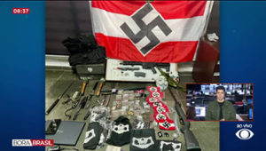 Jovem é preso por venda ilegal de material nazista em SP