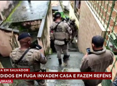 Bandidos em fuga invadem casa e fazem reféns em Salvador