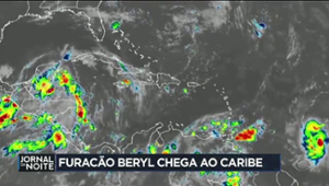Furacão Beryl chega ao Caribe e causa alerta