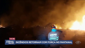 Bombeiros de sete estados ajudam no combate ao fogo no Pantanal