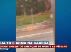 Assalto e arma na cara