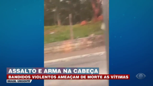 Assalto e arma na cara