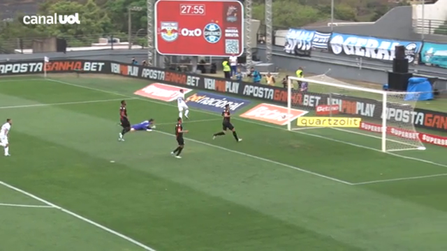 Gol! Monsalve toca por cobertura na saída do goleiro.