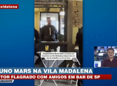 Bruno Mars é flagrado em bar de São Paulo