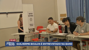 No 2º turno, dia de Boulos (PSOL) é marcado por caminhada e entrevistas