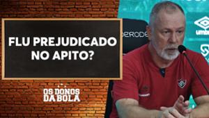 Neto detona arbitragem por pênalti para o Vitória: “Que vergonha!”