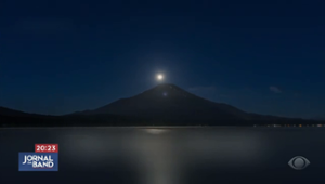 Monte Fuji fica sem neve em outubro pela primeira vez em 130 anos