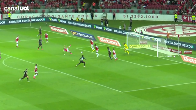 Internacional 0 X 1 Flamengo _ GOOOL! CARLOS ALCARAZ