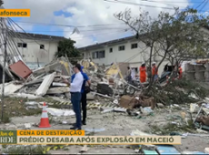 Prédio desaba após explosão e deixa mortos e feridos em Maceió