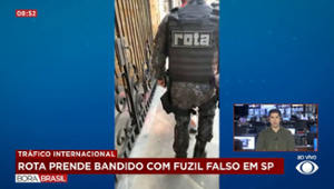 Rota prende bandido com fuzil falso em SP