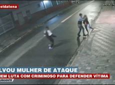 Homem corre para salvar mulher das mãos de abusador