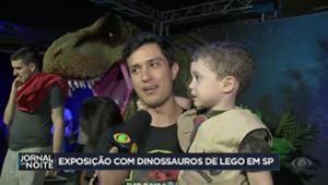 Exposição com dinossauros de lego anima São Paulo