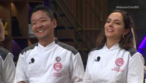 Cesar e Luísa vencem prova no MasterChef Confeitaria com menu de mamão