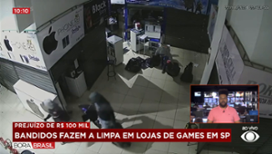 Criminosos roubam cerca de R$ 100 mil em lojas de games no centro de SP