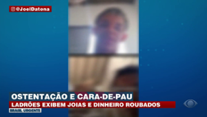 Ladrões roubam e ostentam joias e dinheiro em redes sociais