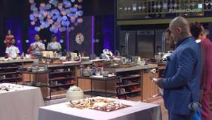 Cesar faz representação de um cérebro no MasterChef Confeitaria