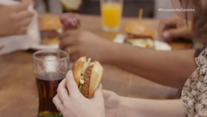 Clientes vão embora sem comer após demora no Hero’s Burguer