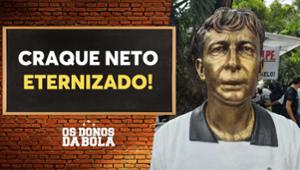 Craque Neto recebe homenagem do Corinthians com busto no Parque São Jorge