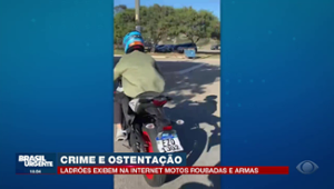 Ladrões exibem roubos e motos roubadas