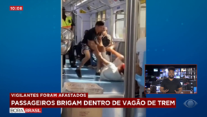 Seguranças da CPTM assistem briga de passageiros dentro de vagão em SP