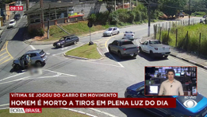 Homem é morto a tiros dentro de carro em Arujá (SP)