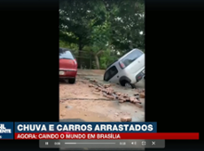 Chuvas e carros arrastados no Distrito Federal