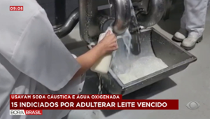 Justiça denuncia 15 pessoas por adulterar leite vencido no RS