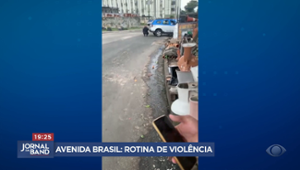 Avenida Brasil tem rotina de violência no Rio de Janeiro