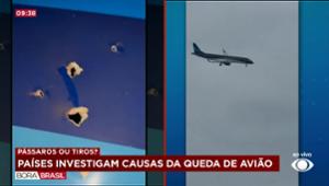 Avião que caiu no Cazaquistão tinha marcas similares a tiros