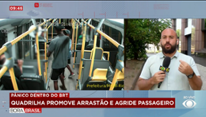 Quadrilha faz arrastão com armas e facas dentro de ônibus do BRT no RJ