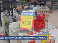 Liquidações de janeiro movimentam o comércio