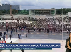 Cerimônia marca dois anos dos ataques de 8 de janeiro em Brasília