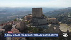 Cidade proíbe que pessoas fiquem doentes na Itália