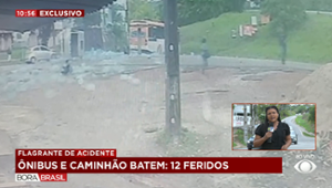 Acidente entre ônibus e caminhão deixa 12 feridos no Grande Recife