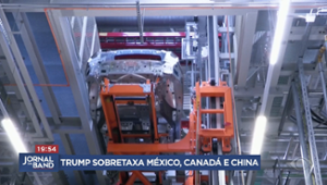 EUA passam a cobrar sobretaxa em produtos da China, Canadá e México