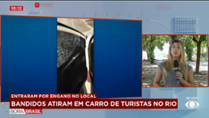 Carro de turistas é atingido por tiros ao entrar em comunidade no RJ