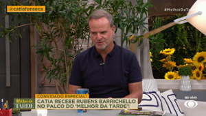 Rubinho Barrichello se emociona ao falar dos filhos pilotos