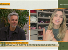 Otaviano chora ao assistir homenagem de Flávia Alessandra e das filhas