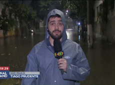 Chuva provoca alagamentos em São Paulo