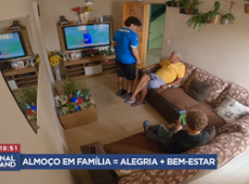 Estudo comprova os benefícios de comer em família