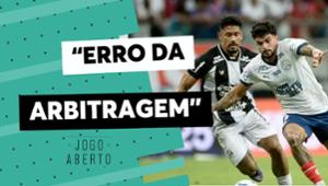 Bahia vence o Ceará com pênalti e Cicinho aponta erro da arbitragem